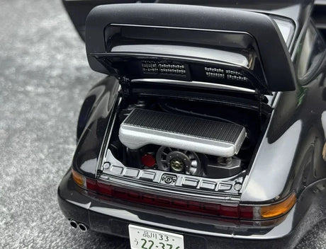 [AutoArt] 1:18 Porsche 911 (930) Turbo Wangan Midnight Blackbird Black Model Car Die-Cast