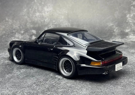 [AutoArt] 1:18 Porsche 911 (930) Turbo Wangan Midnight Blackbird Black Model Car Die-Cast