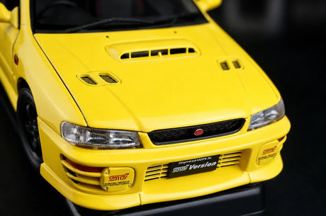 AutoArt Subaru 1998 Impreza WRX Type-R amarelo 1:18 – modelo de coleção em metal fundido
