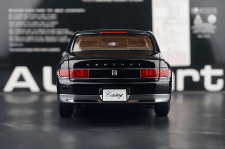 AutoArt Toyota 2019 Century Black 1:18 – Collectible Diecast Model Die-Cast
