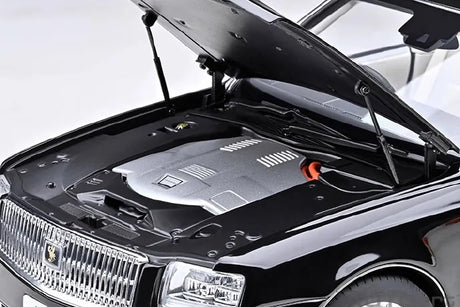 [AutoArt] 1:18 Toyota 2019 Century Convertible Black Model Car Die-Cast