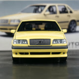 AutoArt Volvo 1995 850 T-5R Giallo 1:18 – Modello da collezione pressofuso