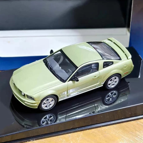 [AutoArt] 1:43 Ford 2005 Mustang GT Green Model Car Die-Cast