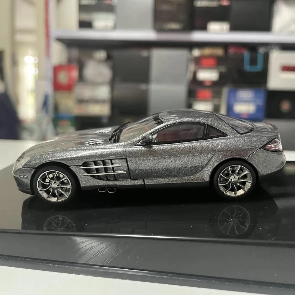 [AutoArt] 1:43 Mercedes-Benz 2003 SLR McLaren Gray Model Car Die-Cast