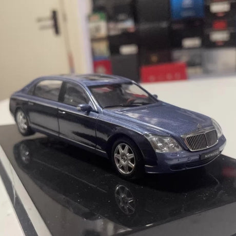 [AutoArt] 1:43 Mercedes-Maybach 2004 Maybach 62 Blue Model Car Die-Cast