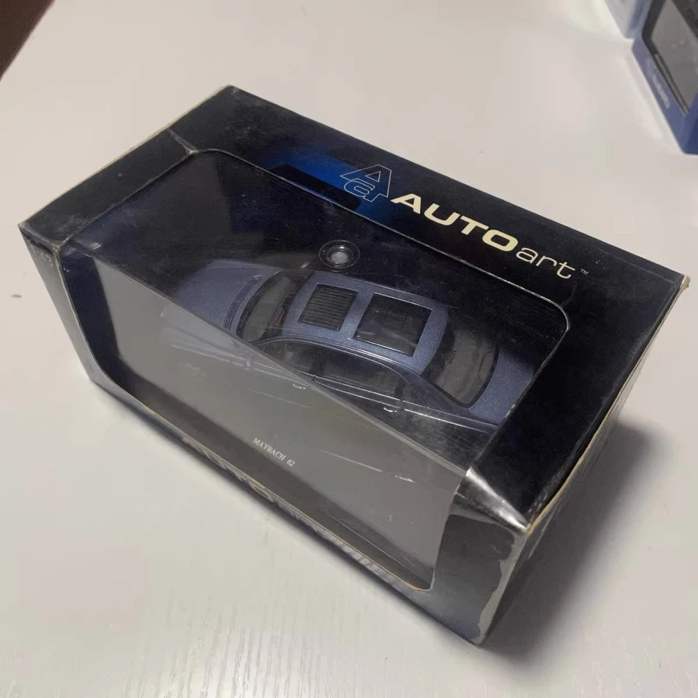 [AutoArt] 1:43 Mercedes-Maybach 2004 Maybach 62 Blue Model Car Die-Cast
