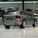 [AutoArt] 1:18 Porsche 2003 Cayenne S 955 Gray Model Car Die-Cast