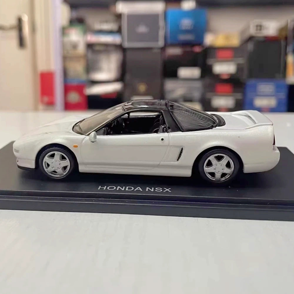 [Autostrada] 1:43 Honda 1990 NSX NA1 White Model Car Die-Cast