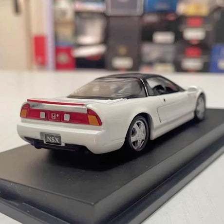 [Autostrada] 1:43 Honda 1990 NSX NA1 White Model Car Die-Cast