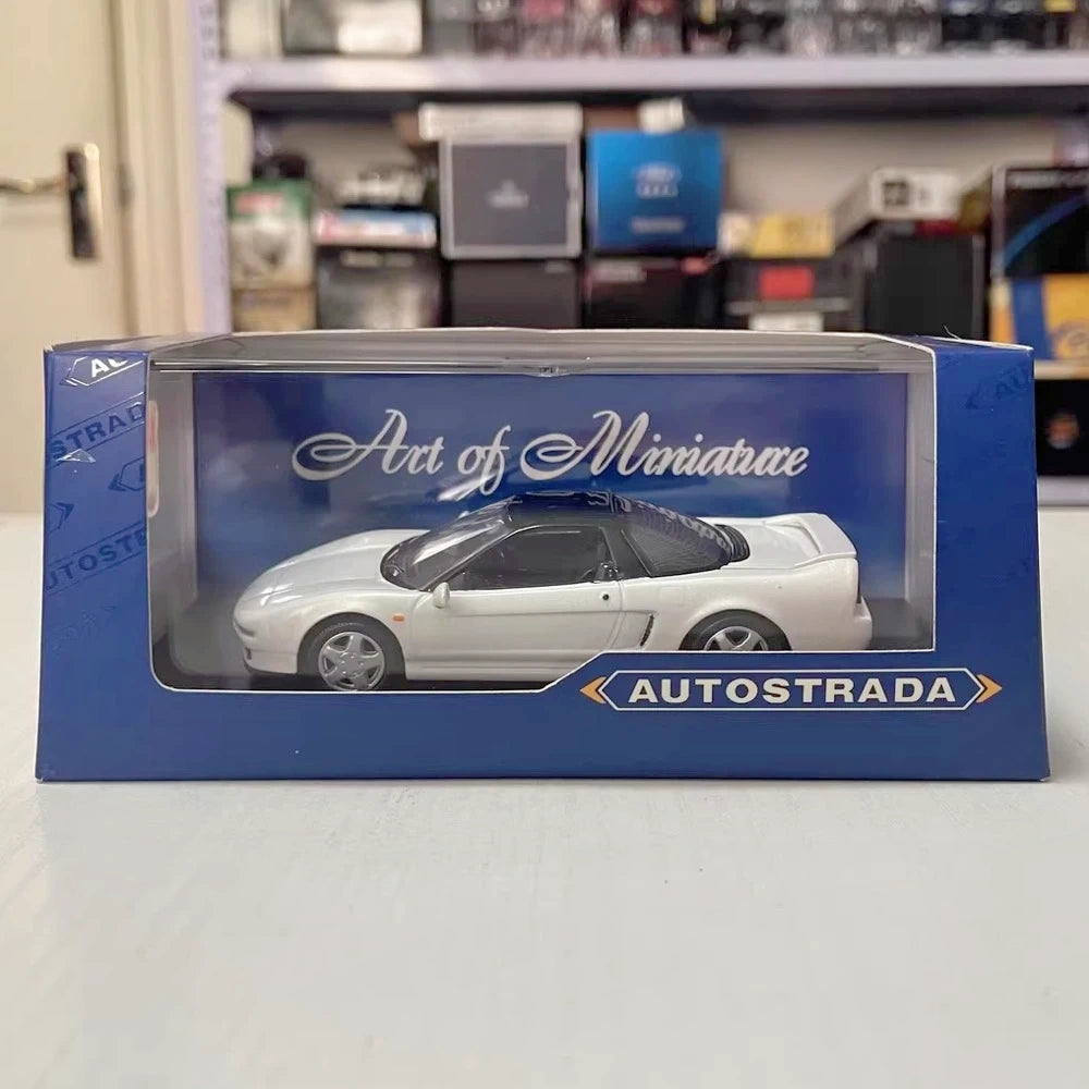 [Autostrada] 1:43 Honda 1990 NSX NA1 White Model Car Die-Cast