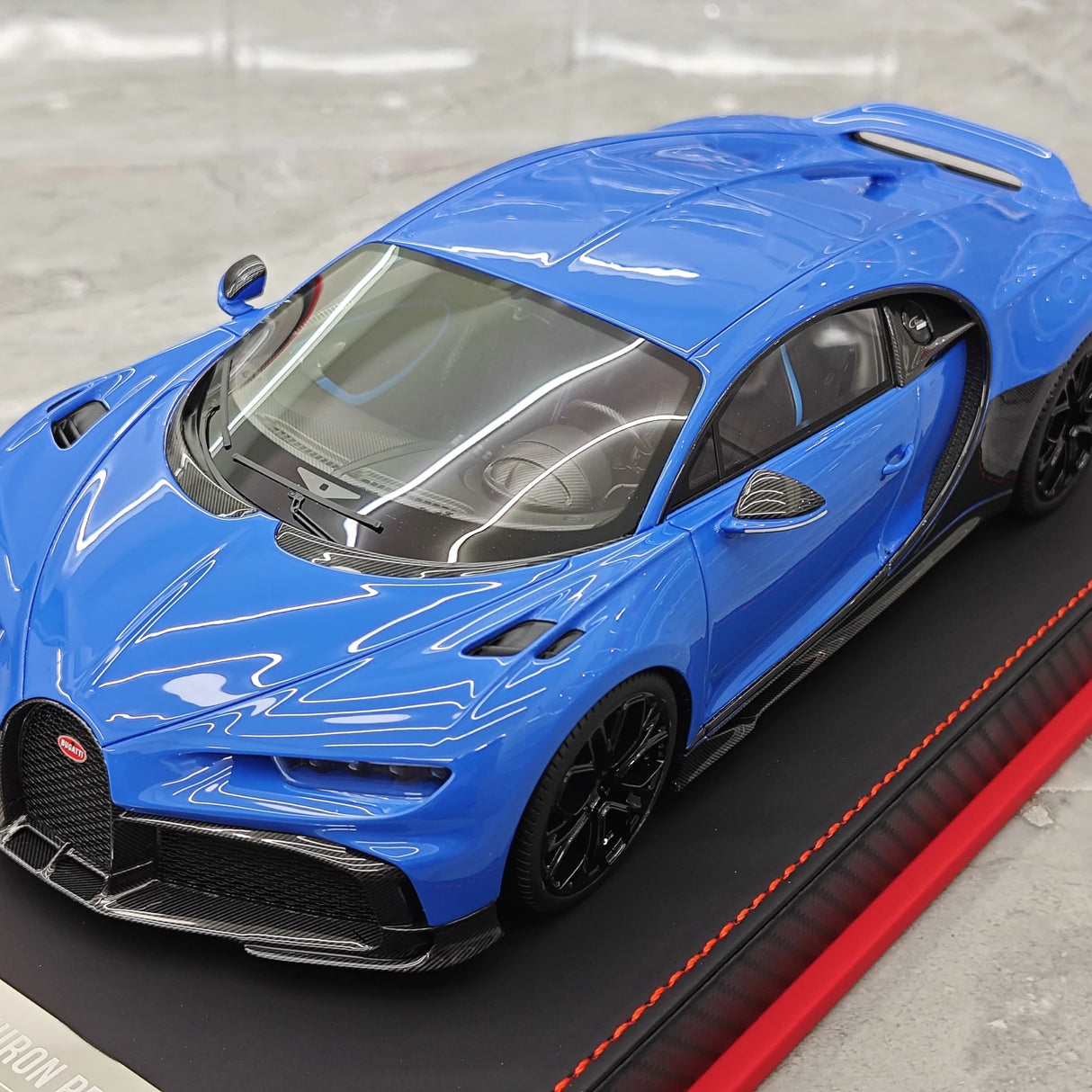 BBA Bugatti 2022 Chiron Profilee Blue 1:18 – keräilyhartsimallihartsi