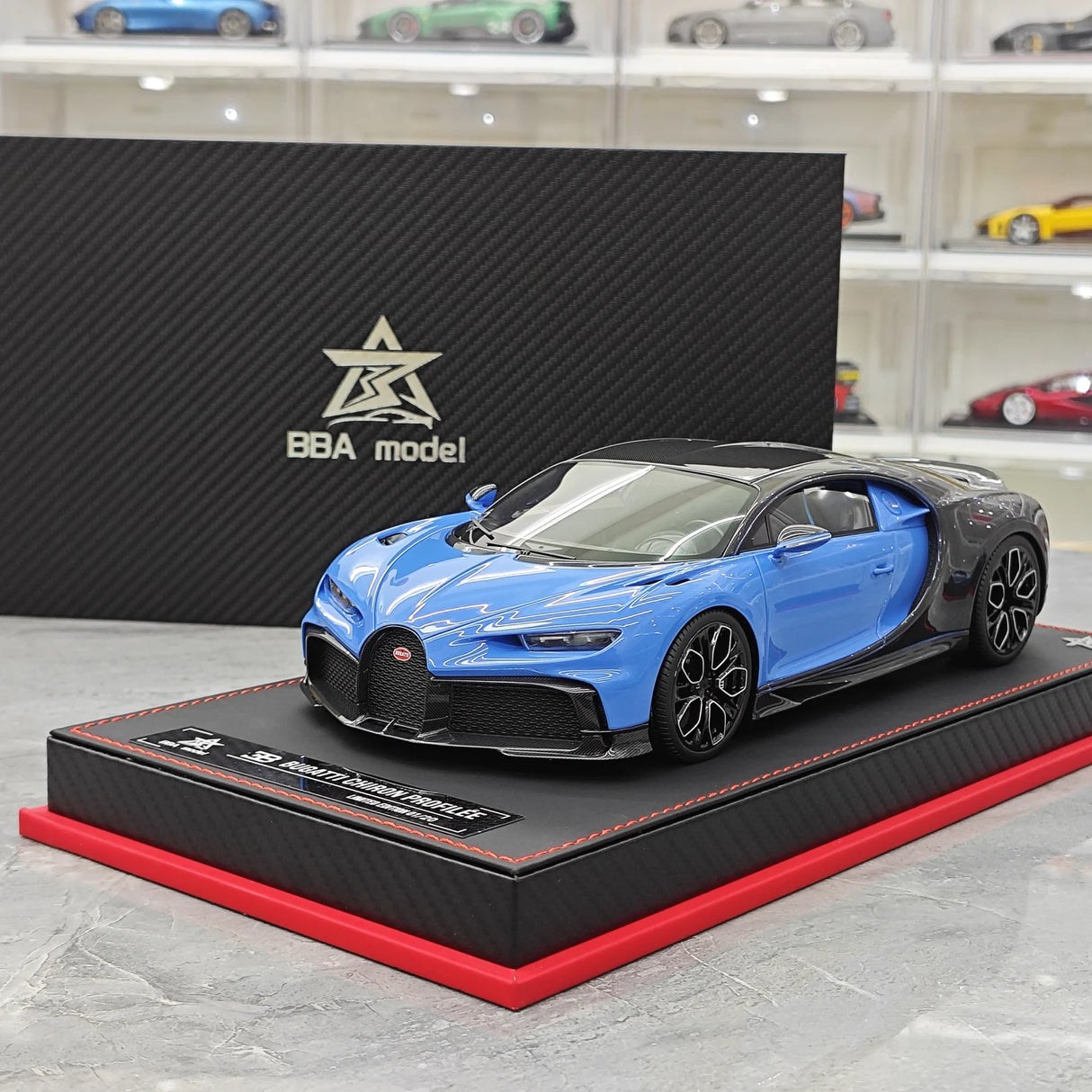 BBA Bugatti 2022 Chiron Profilee Blue Carbon 1:18 – Resina de Modelo de Resina de Colección