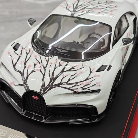 BBA Bugatti 2022 Chiron 프로필 사쿠라 화이트 1:18 – 수집용 레진 모델 레진