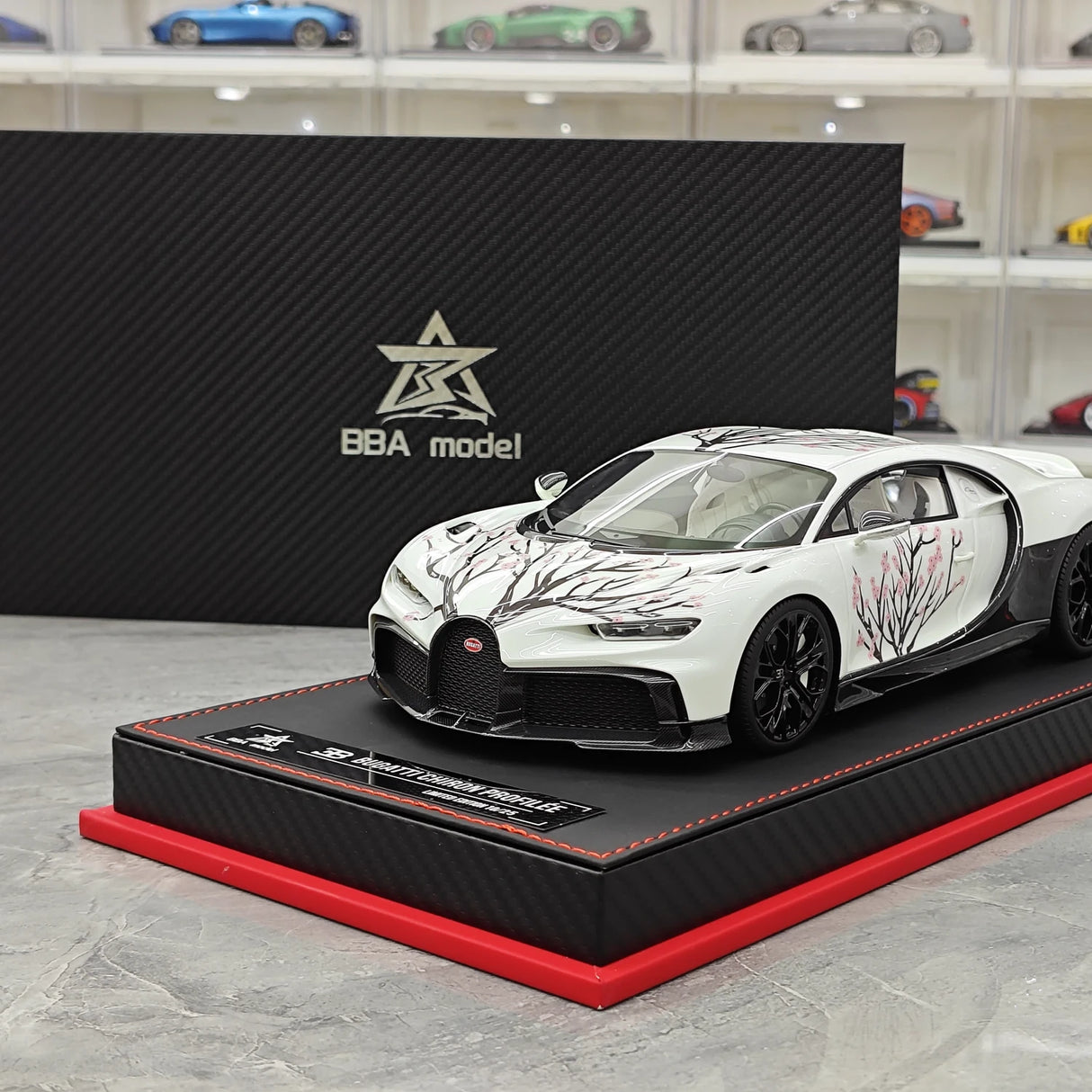BBA Bugatti 2022 Chiron Profilee Sakura White 1:18 – keräilyhartsimalli