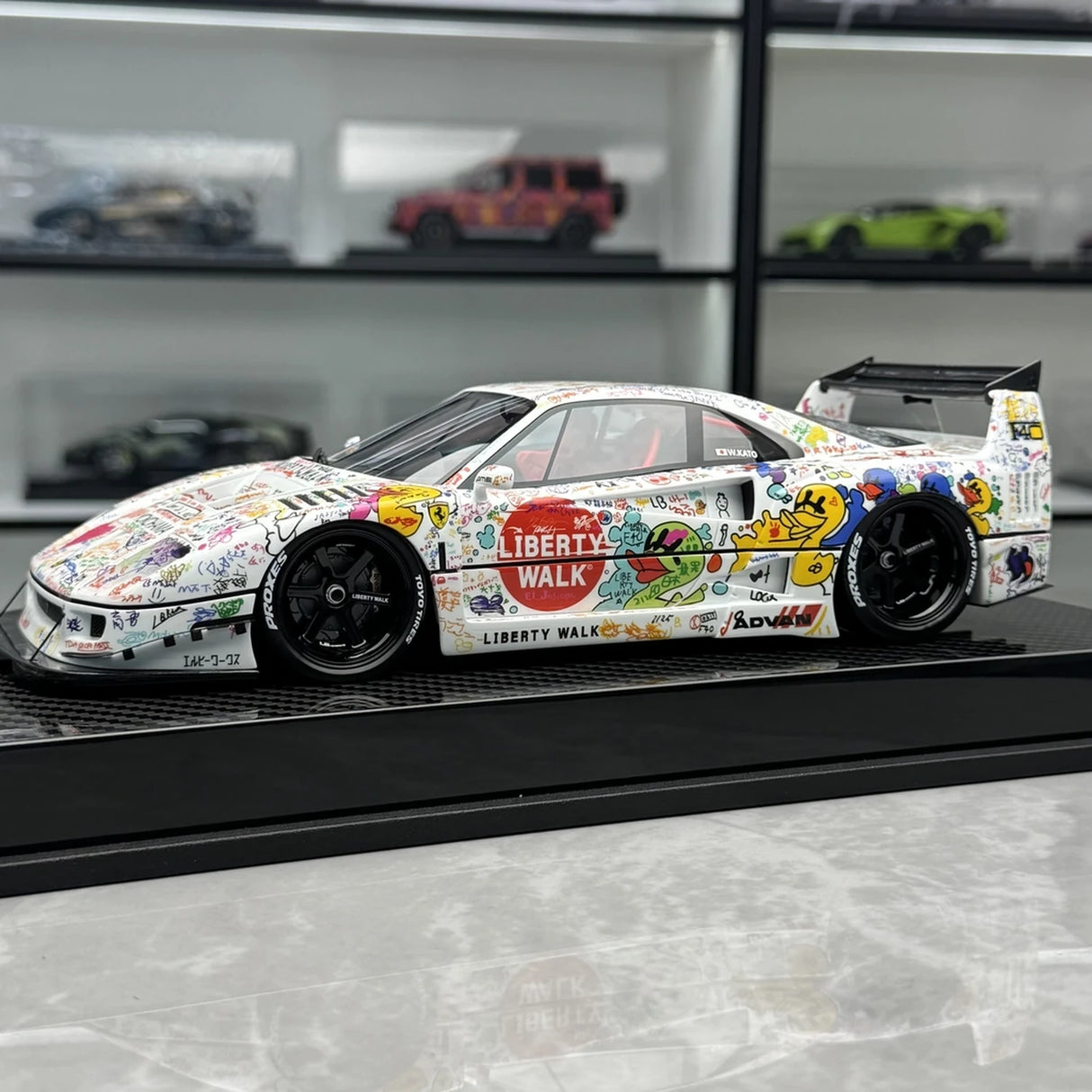 BBA Ferrari 1987 F40 LBWK Signature Edition Graffiti Livery 1:18 – Resina da collezione per modelli in resina