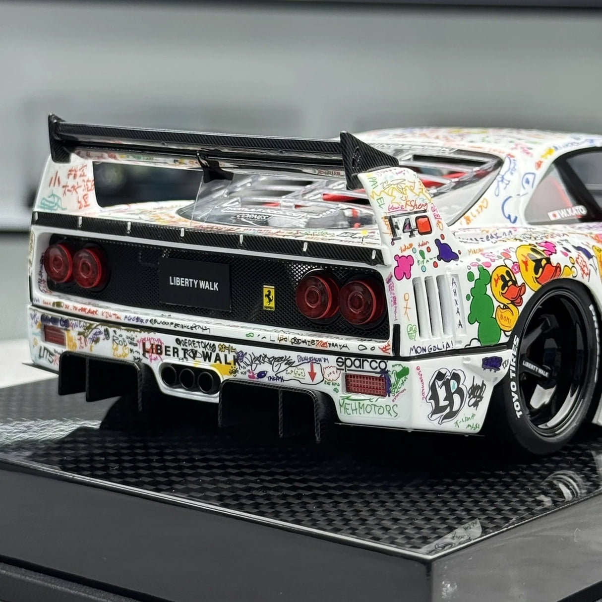 BBA Ferrari 1987 F40 LBWK Signature Edition Graffiti Livery 1:18 – Resina da collezione per modelli in resina
