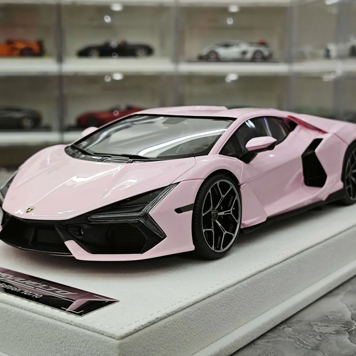 BBA Lamborghini 2023 Revuelto Pink 1:18 – Resina da collezione per modelli in resina