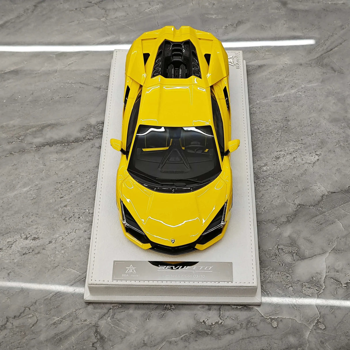 BBA Lamborghini 2023 Revuelto Yellow 1:18 – Resina da collezione per modelli in resina