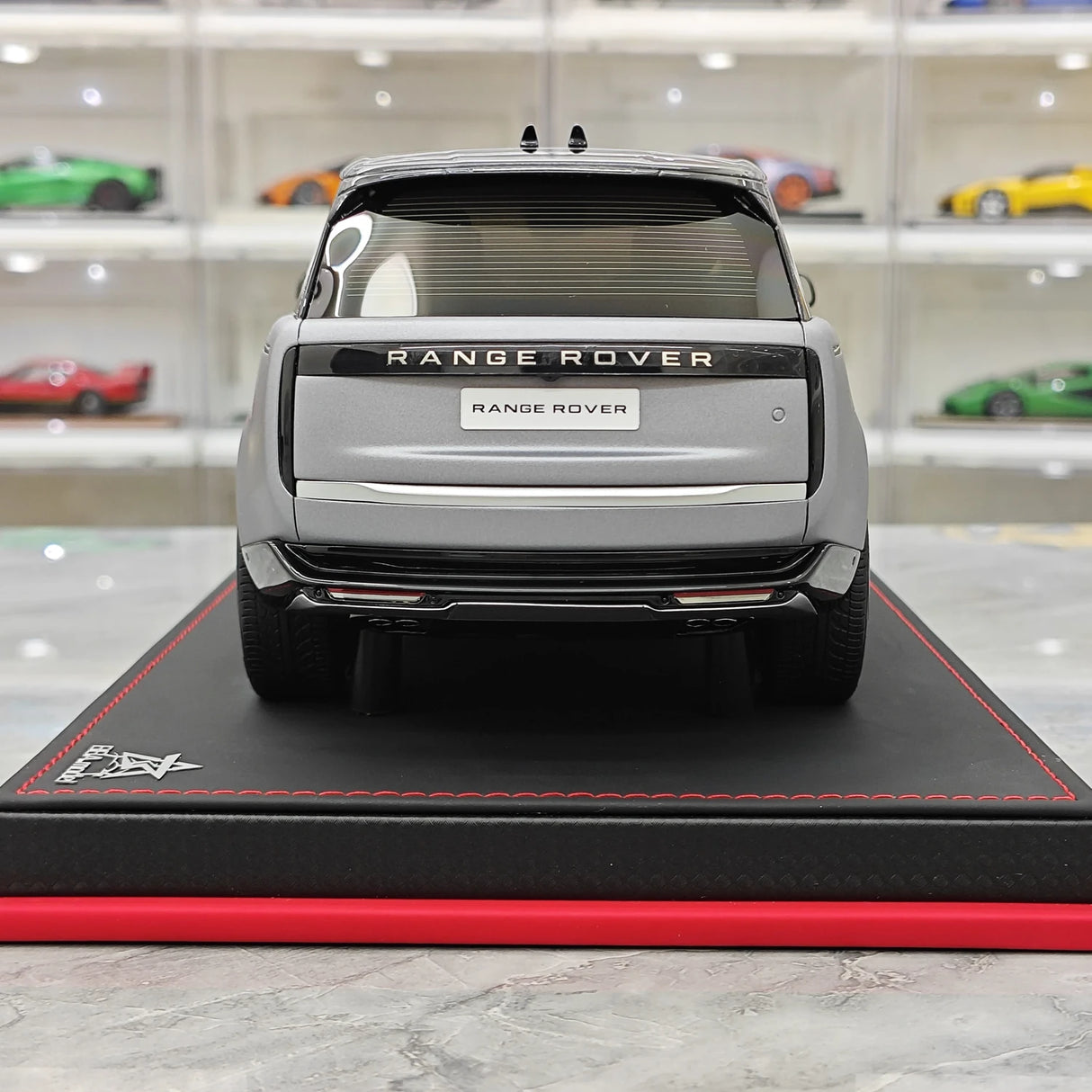 BBA Land Rover 2018 Range Rover Autobiografia LWB Gray 1:18 – Collezionabile Resina Modello di Resina