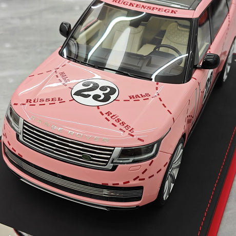 BBA Land Rover 2018 Range Rover SVAutobiography Long Wheelwalk Pink Pig 1:18 – Resina modello in resina da collezione