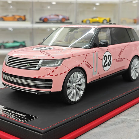 BBA Land Rover 2018 Range Rover SVAutobiography Long Wheelwalk Pink Pig 1:18 – Resina modello in resina da collezione