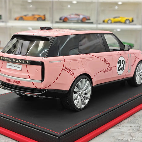 BBA Land Rover 2018 Range Rover SVAutobiography Long Wheelwalk Pink Pig 1:18 – Resina modello in resina da collezione