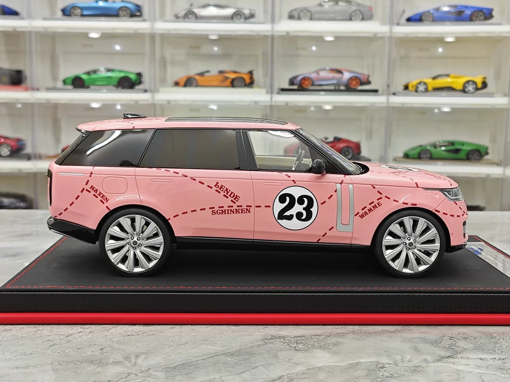 BBA Land Rover 2018 Range Rover SVAutobiography Long Wheelwalk Pink Pig 1:18 – Resina modello in resina da collezione