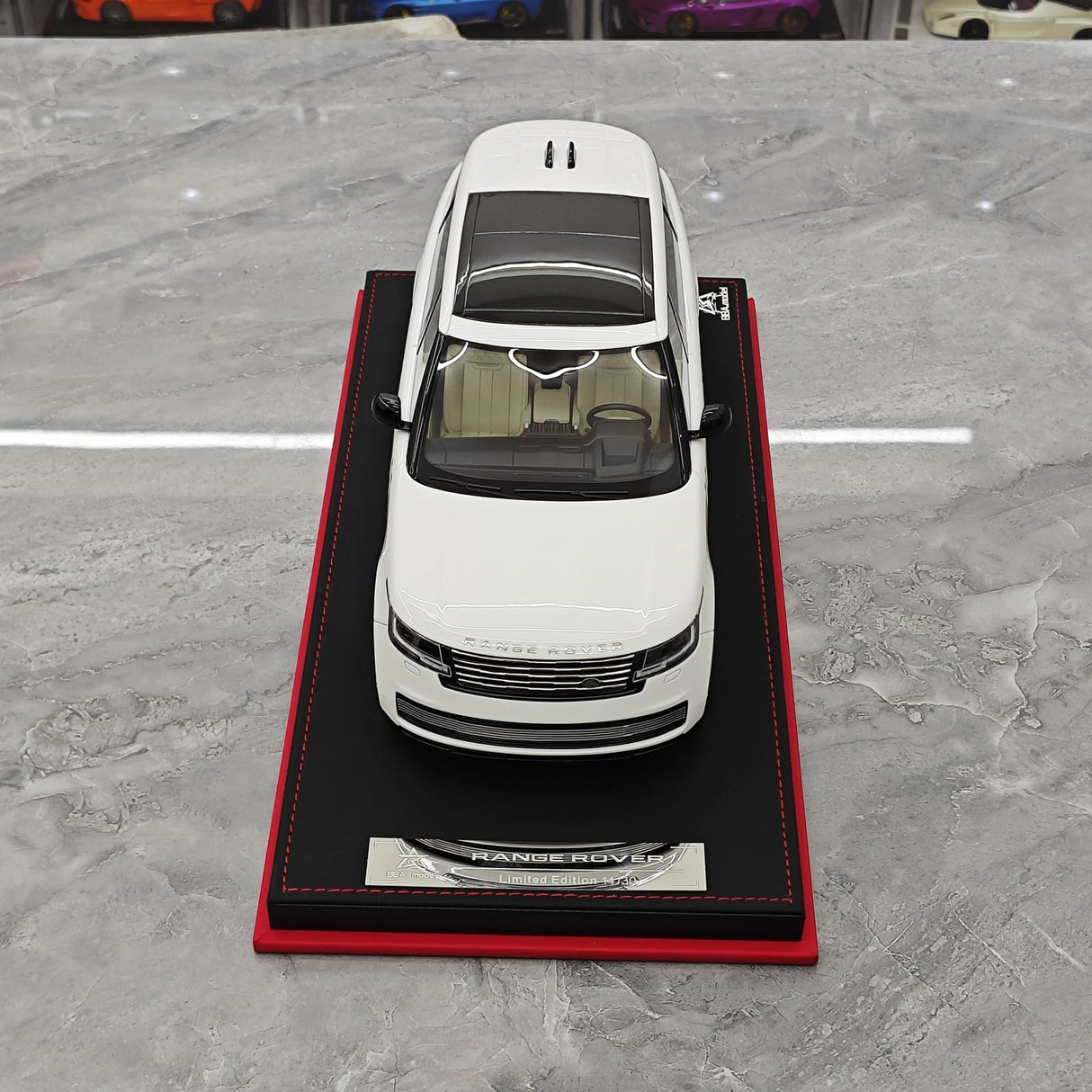 BBA Land Rover 2018 Range Rover SVAutobiografia Bianco a passo lungo 1:18 – Resina modello in resina collezionabile
