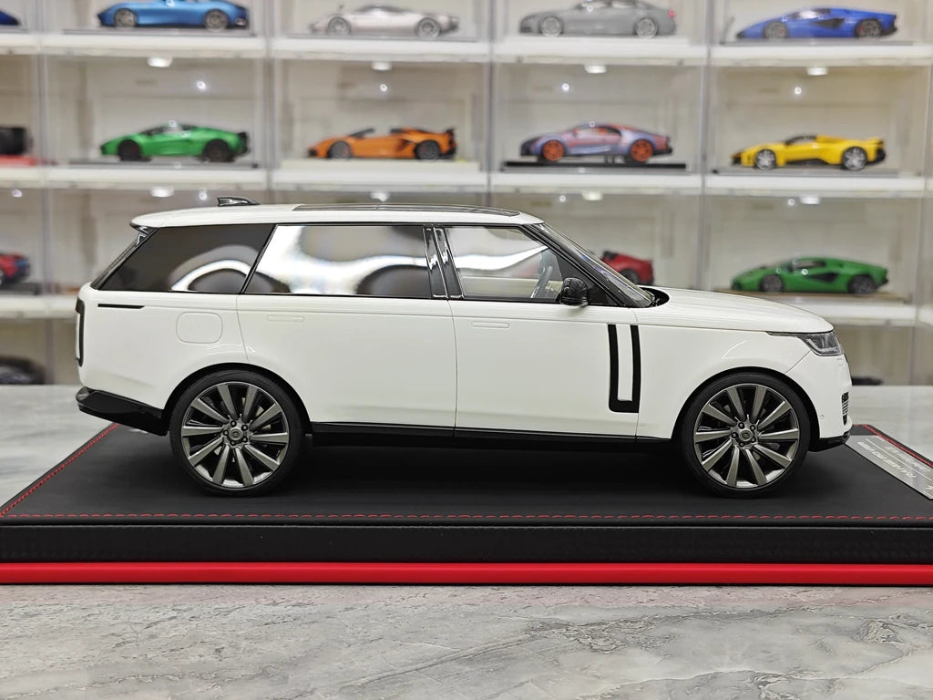 BBA Land Rover 2018 Range Rover SVAutobiografia Bianco a passo lungo 1:18 – Resina modello in resina collezionabile