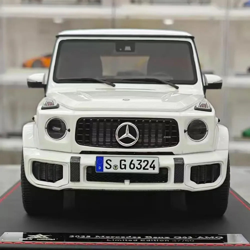 [BBA] 1:18 Mercedes-Benz 2025 G63 AMG White Model Car Resin