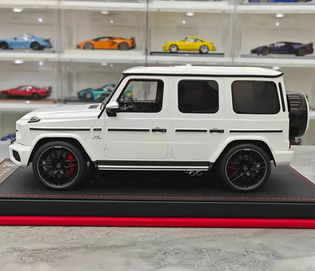 [BBA] 1:18 Mercedes-Benz 2025 G63 AMG White Model Car Resin