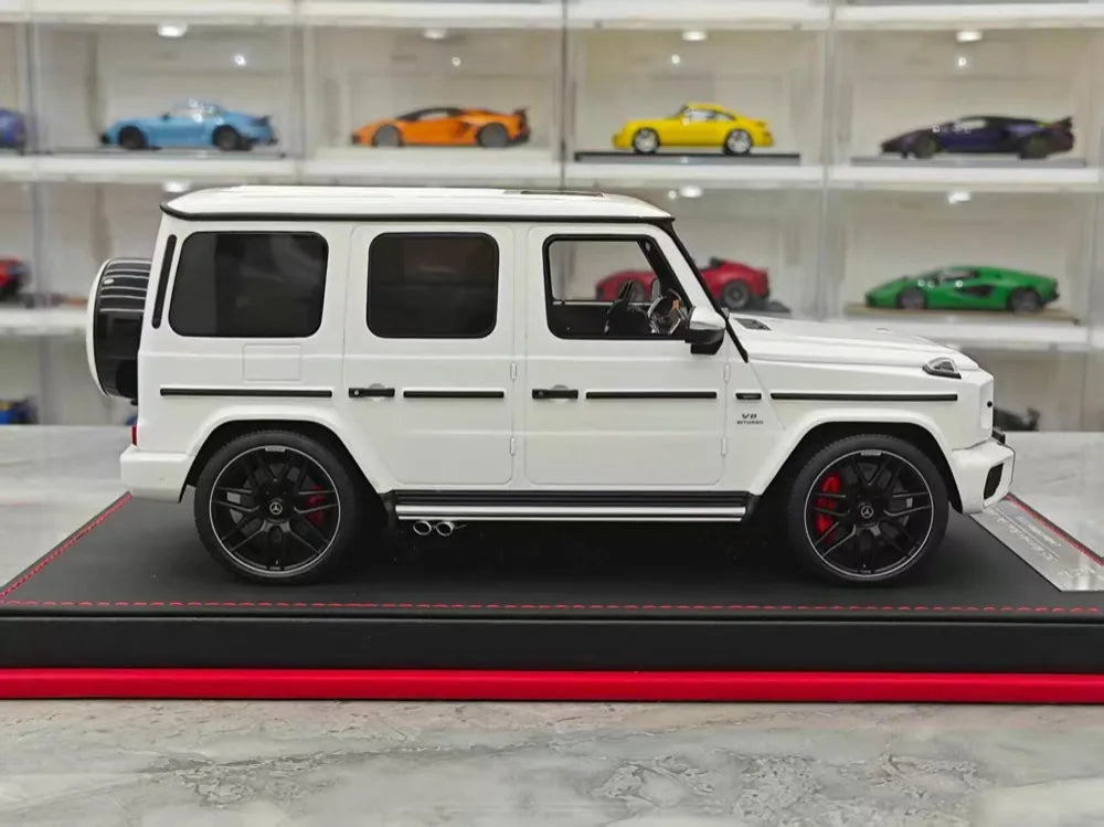 [BBA] 1:18 Mercedes-Benz 2025 G63 AMG White Model Car Resin