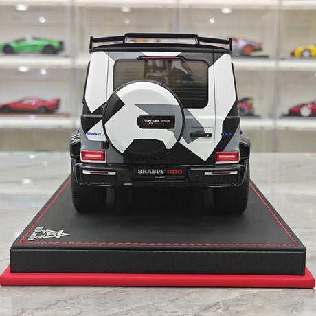 BBA Mercedes-Brabus 2025 G800 Camouflage Blue Badge 1:18 – Résine de modèle en résine de collection
