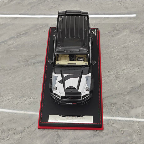 BBA Mercedes-Brabus 2025 G800 Camouflage Red Badge 1:18 – Résine de modèle en résine de collection
