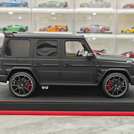 BBA Mercedes-Brabus 2025 G800 Noir mat 1:18 – Résine de modèle en résine de collection