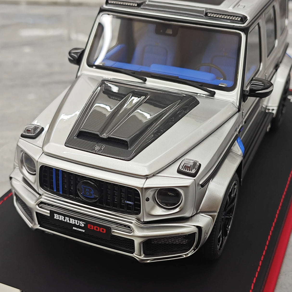 BBA Mercedes-Brabus 2025 G800 Tungsten Silver 1:18 – Résine modèle en résine de collection