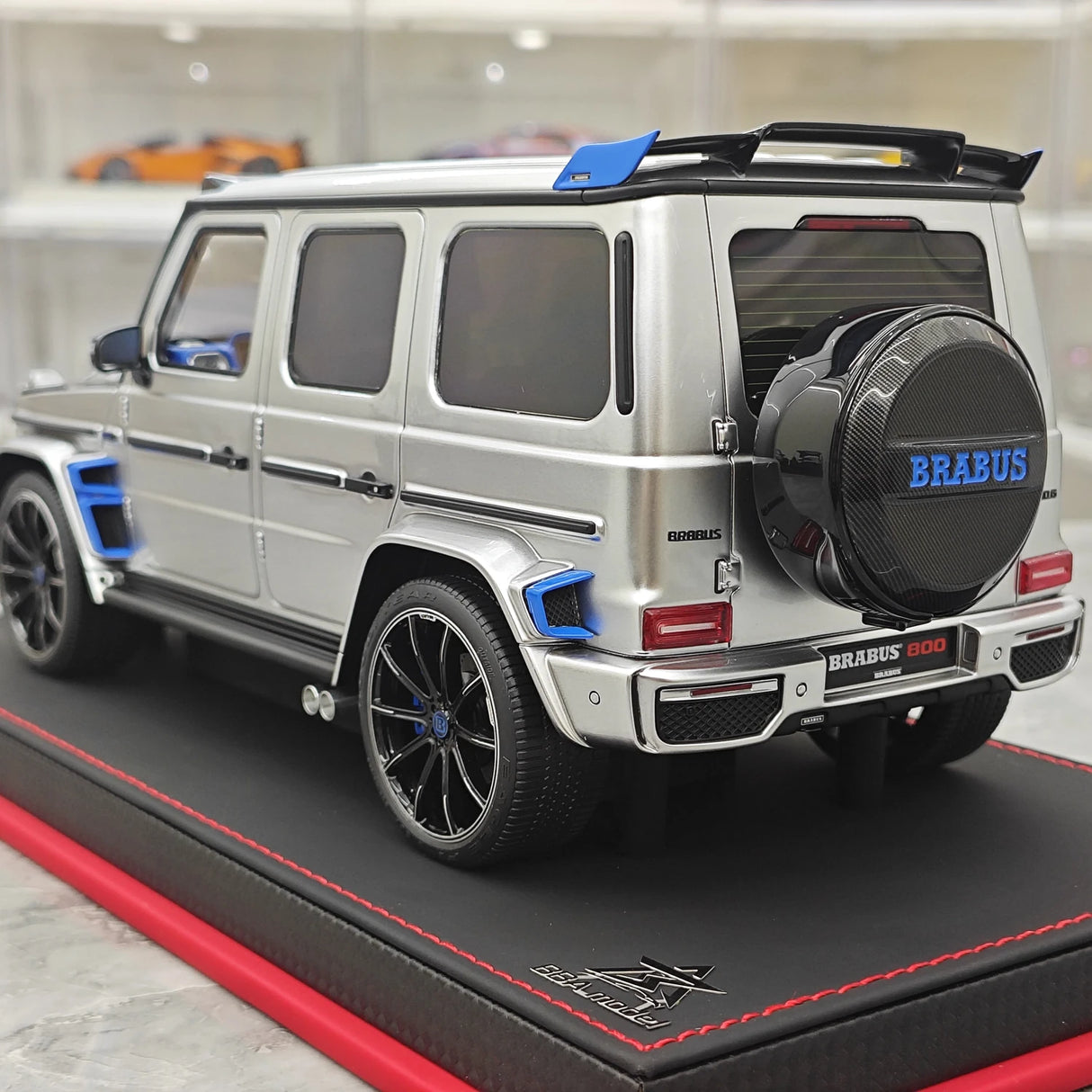 BBA Mercedes-Brabus 2025 G800 Tungsten Silver 1:18 – Résine modèle en résine de collection