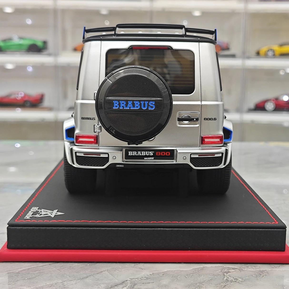 BBA Mercedes-Brabus 2025 G800 Tungsten Silver 1:18 – Résine modèle en résine de collection