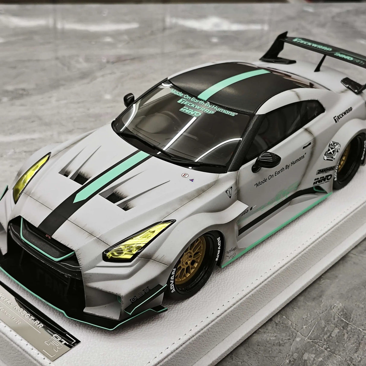 BBA Nissan 2024 GT-R R35 35GT-RR Gray 1:18 – Resina da collezione per modelli in resina