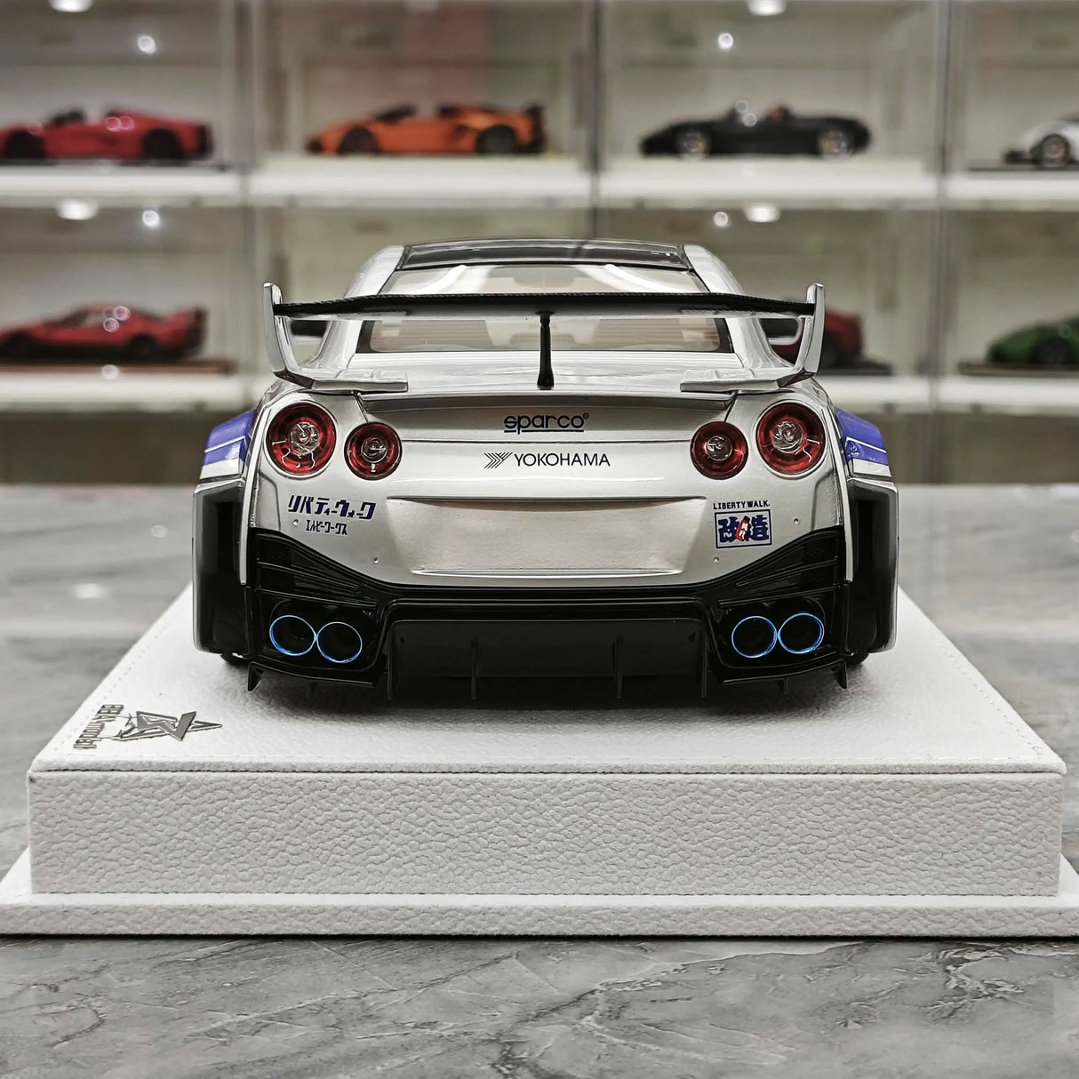 BBA Nissan 2024 GT-R R35 35GT-RR Silver 1:18 – Modello in resina collezionabile