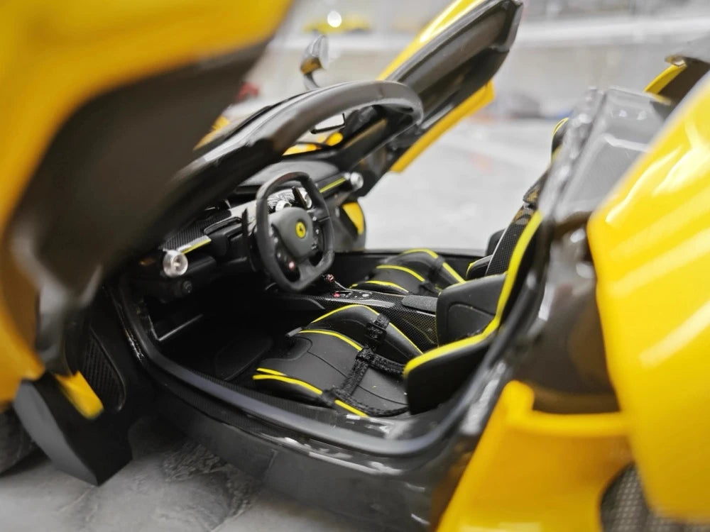 [BBR] 1:18 Ferrari 2013 LaFerrari Aperta Yellow Model Car Die-Cast