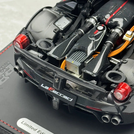 BBR Ferrari 2013 LaFerrari Carbon Black 1:18 – Modelo de fundición a presión coleccionable