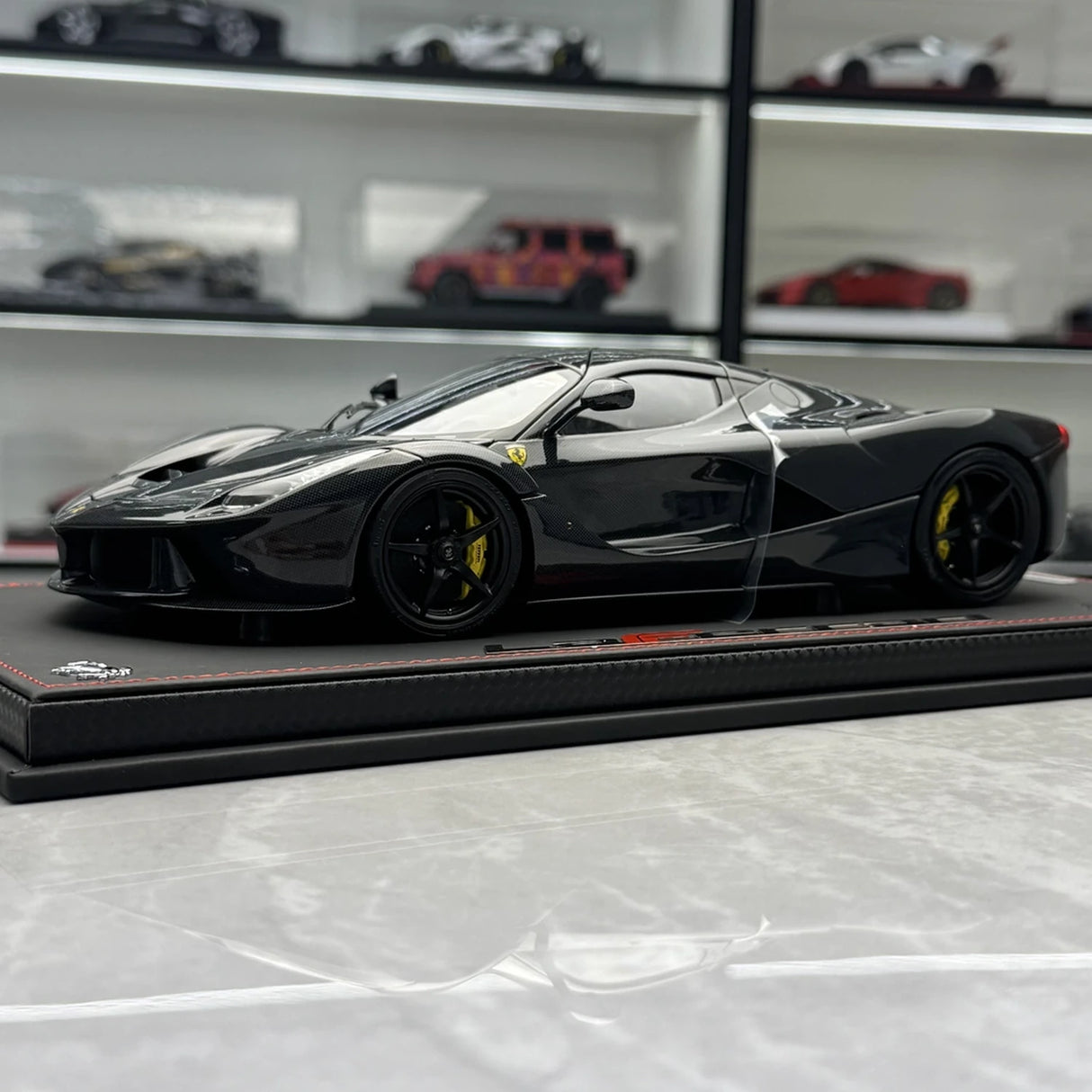 BBR Ferrari 2013 LaFerrari Carbon Black 1:18 – Modello da collezione pressofuso