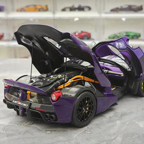 BBR Ferrari 2013 LaFerrari Coupe Viola Hong Kong Italian Flag 1:18 – Modelo de metal fundido coleccionable