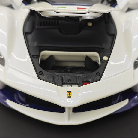 [BBR] 1:18 Ferrari 2013 LaFerrari White and Blue Model Car Die-Cast