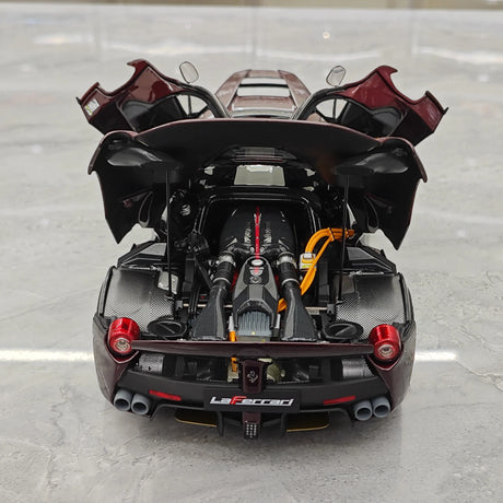 [BBR] 1:18 Ferrari 2013 LaFerrari Wine Model Car Die-Cast