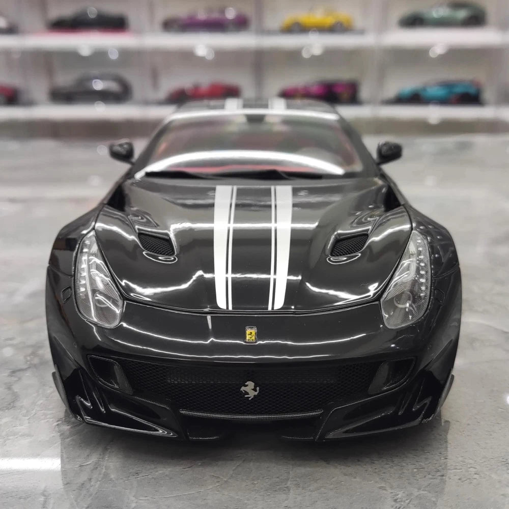[BBR] 1:18 Ferrari 2015 F12 TDF Black Model Car Die-Cast