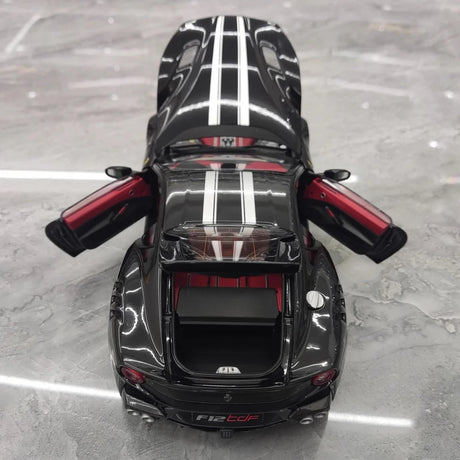 [BBR] 1:18 Ferrari 2015 F12 TDF Black Model Car Die-Cast