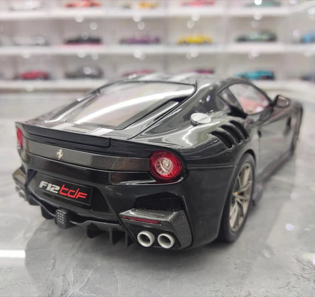 [BBR] 1:18 Ferrari 2015 F12 TDF Black Model Car Die-Cast