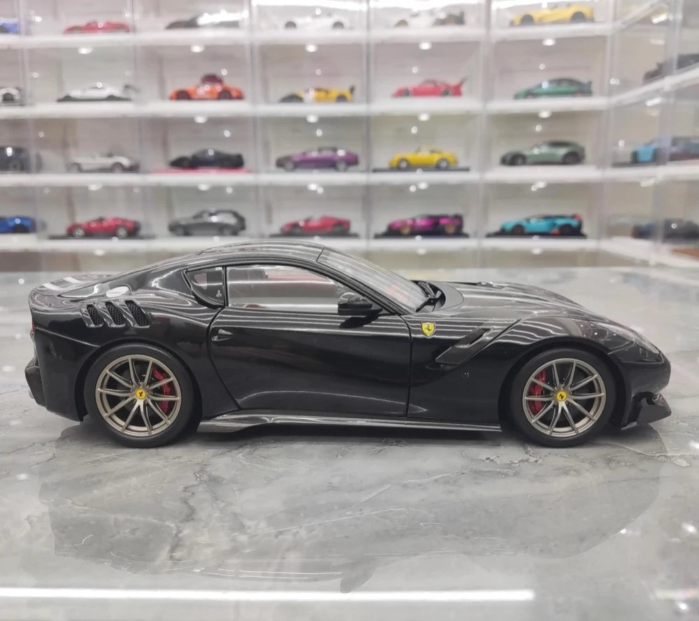 [BBR] 1:18 Ferrari 2015 F12 TDF Black Model Car Die-Cast